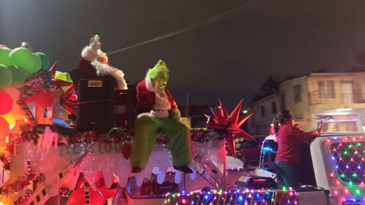 Todo un éxito: Desfile Navideño 2024 causa impresión y euforia en Nuevo Laredo