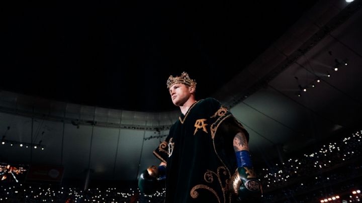‘Canelo’ Álvarez cumple el sueño de un influencer; lo golpea | VIDEO