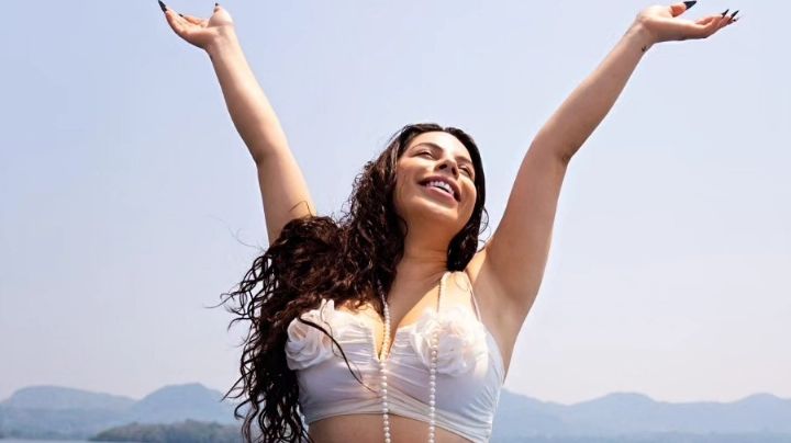 Tunden a Lizbeth Rodríguez por estas candentes fotos en lencería | FOTOS