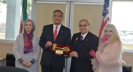 Recibe Américo Villarreal las llaves de Laredo, Texas