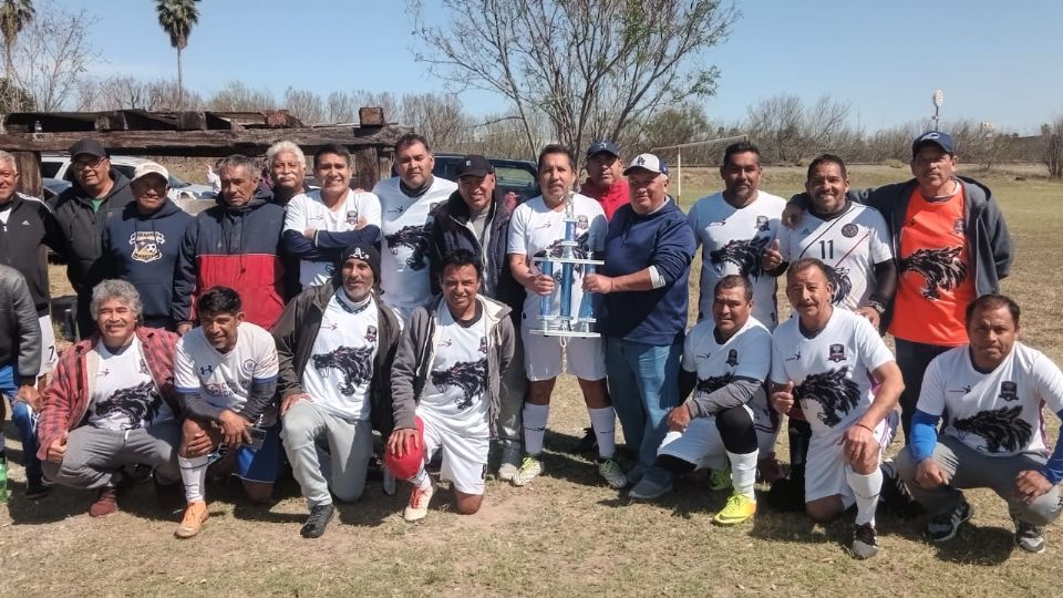 El conjunto Lobos Negros es el campeón de campeones