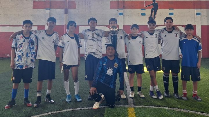 Deportivo Marín consigue el campeonato en la Bodega Indoor