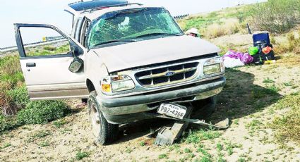 Abuelitos vuelcan en su camioneta en la Carretera Nuevo Laredo- Monterrey y viven de 'milagro'