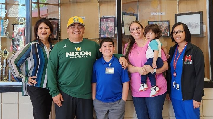 Estudiante de Laredo se ahogaba con comida, pero maestro le salva la vida