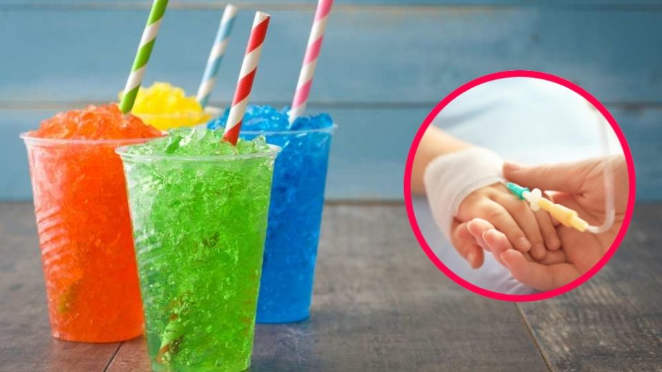 El pequeño se encontraba refrescándose con el producto helado, cuando comunicó a su mamá sobre malestares generales