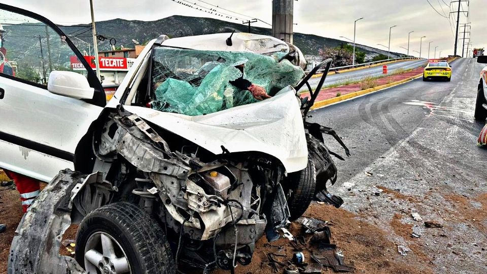 El acctidente ocurrió minutos después de las 7:00 de la mañana de este domingo