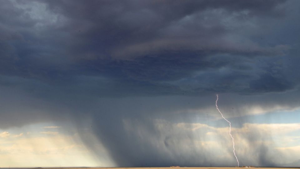 Frente frío ocasionaría clima severo en Texas