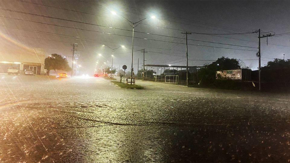 Tormenta eléctrica en Nuevo Laredo