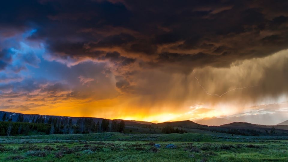 Prevén calor tras la lluvia al sur de Texas.