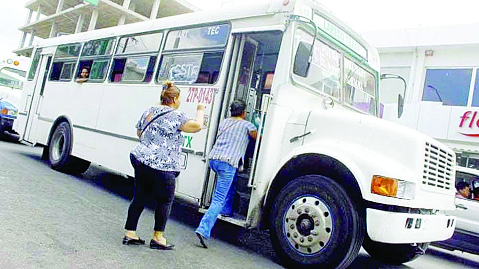 Los pobladores piden un servicio de mayor calidad y frecuencia para dirigirse a sus casa o lugares de trabajo