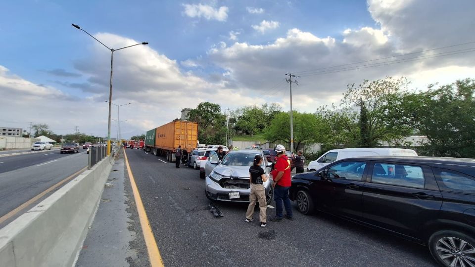 El accidente suspendió la circulación de norte a sur