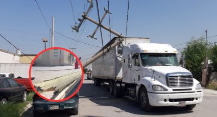 Nuevo Laredo: tráiler tumba dos postes de telefonía en la colonia México