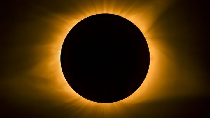 Eclipse total de Sol 2024: ¿qué pasa si lo veo sin protección?