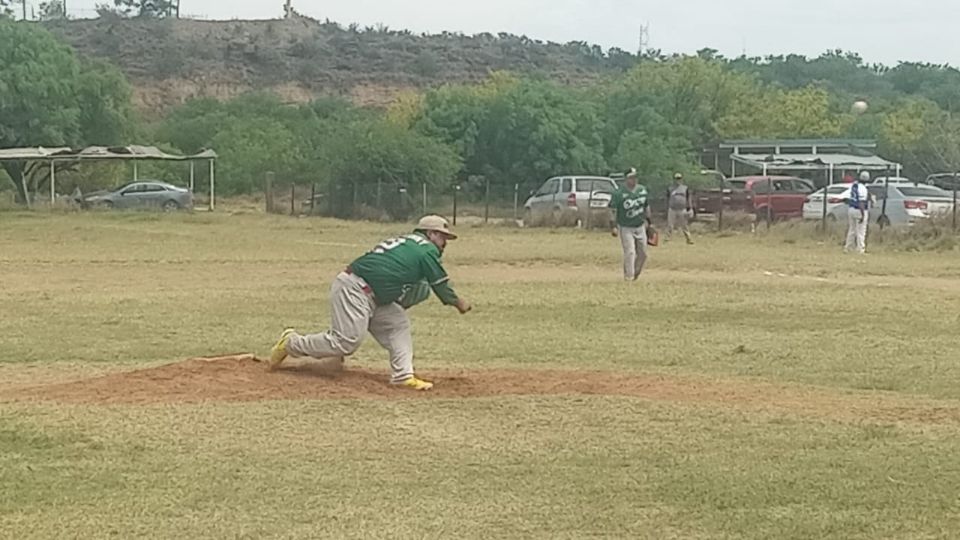 Manny Robles se plantó en la loma de los disparos llevando a su equipo al triunfo