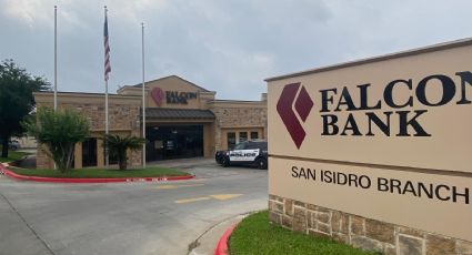 Roban en banco en Laredo, Texas