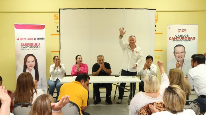 Externan su apoyo miembros del SNTE a Carmen Lilia y Carlos Canturosas