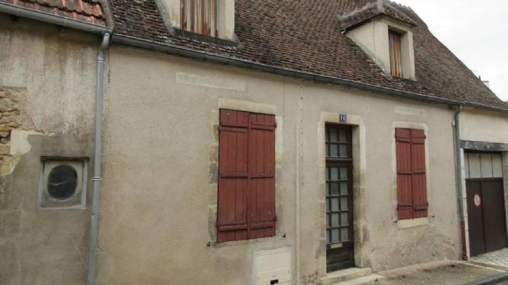 Venden casas a solo un dólar en esta ciudad de Europa; requisitos y cómo adquirir una