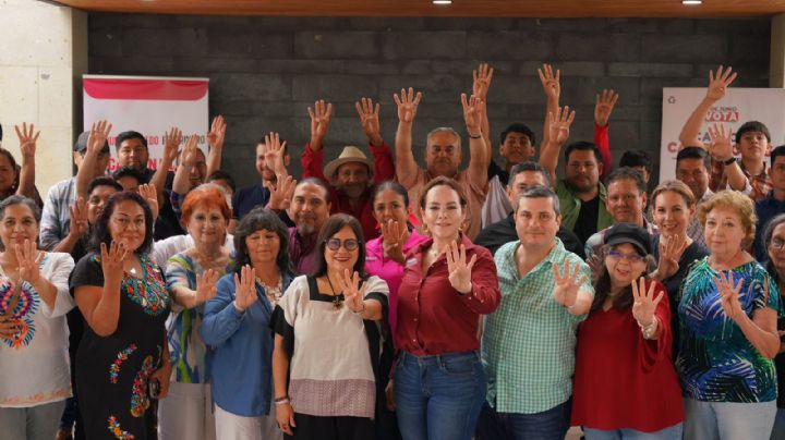 Carmen Lilia Canturosas se reúne con artistas locales y se compromete con el desarrollo cultural