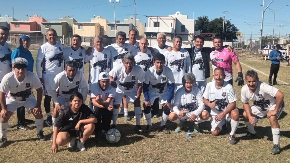 El equipo de Lobos Negros sigue imparable en la cancha