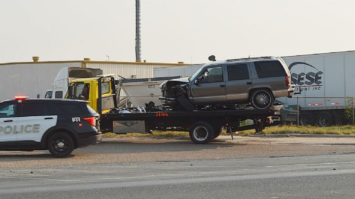 Impactante choque entre dos SUV en la carretera 359