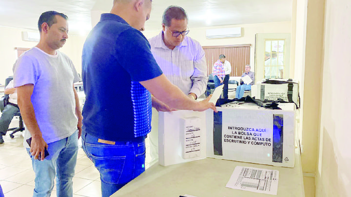 Comienza hoy entrega de paquetes electorales