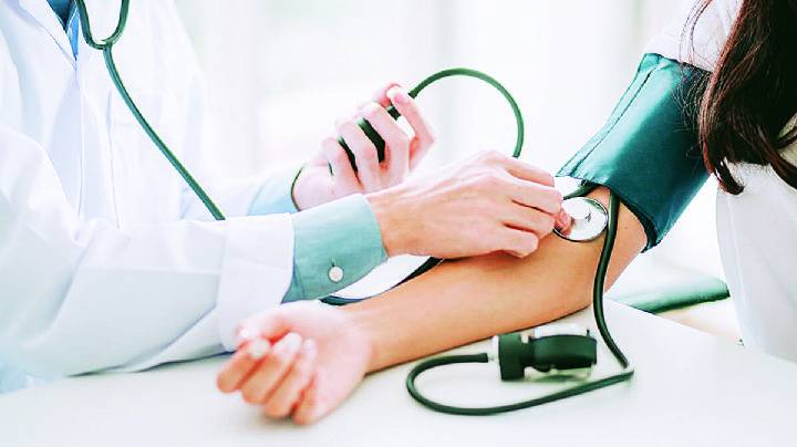 Lleva El Mañana brigada médica a colonia Reservas; ¿cuándo?