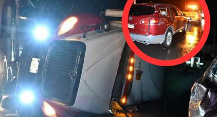 Se salvan de milagro: tráiler vuelca por tormenta y aplasta a camioneta en Nuevo Laredo