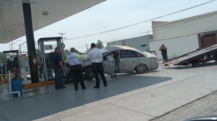 Vendedor de tacos choca contra bombas de gasolinera en la Colonia Palacios; de milagro no explotó