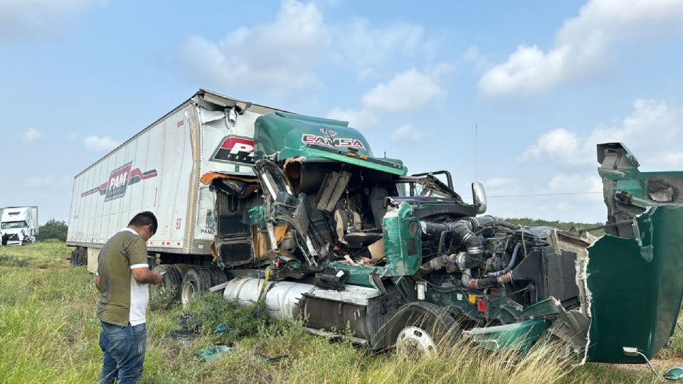 Triailero quedó malherido tras percance en la Carretera Nacional