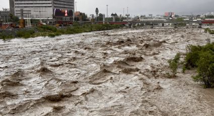 Se desgajan carriles de avenida Constitución en Monterrey | VIDEO