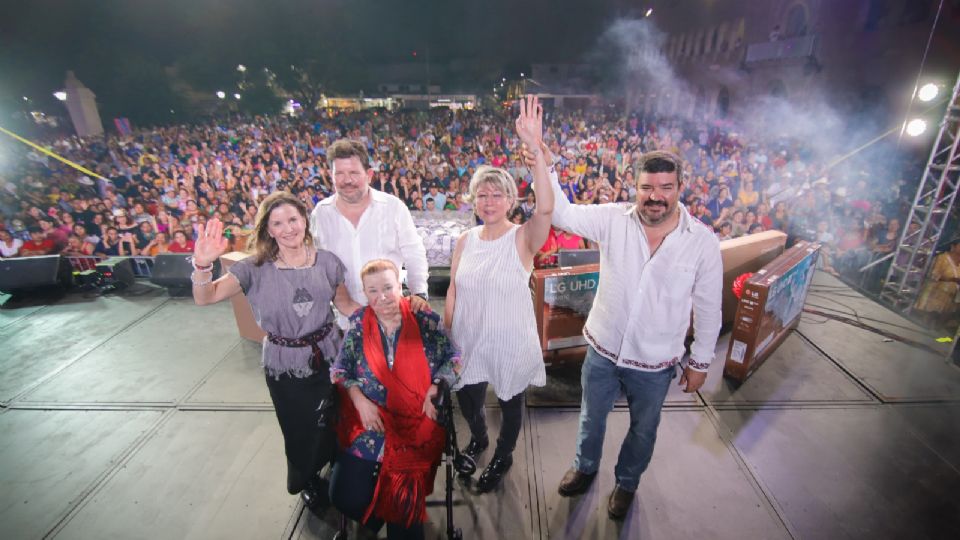 El Mañana cerró con broche de oro los festejos por sus 100 años.