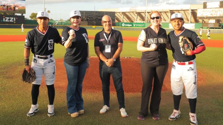 Festejan neolaredenses 176 aniversario con juego de los Tecolotes vs Sultanes