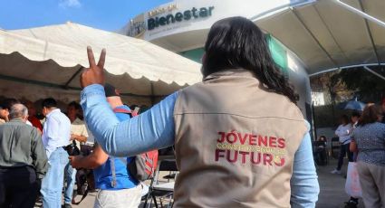 'Jóvenes Construyendo el Futuro': recibe $7,572 y seguro médico; registro fácil y gratuito.