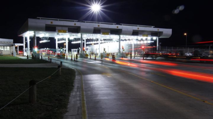 Cierran checkpoint de la vía interestatal 35; accidente dañó sistema eléctrico
