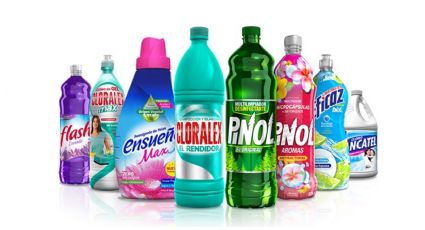 Si mezclas productos de limpieza puedes crear estas sustancias que ponen en riesgo tu vida