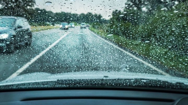 Cierran la carretera 83 por inundaciones causadas por las lluvias