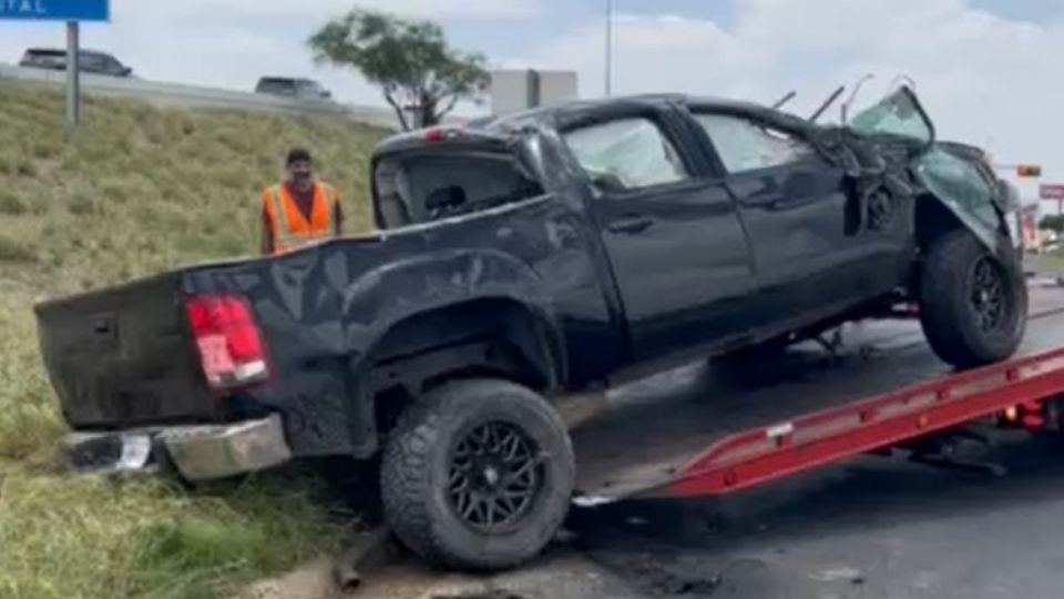 Los hombres se volcaron, y fueron rescatados para ser llevados a un nosocomio.