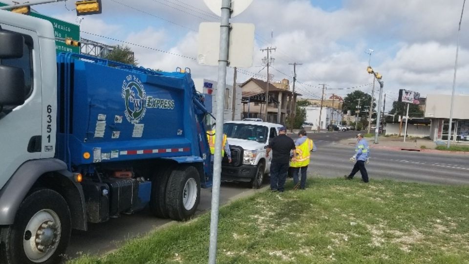 Las nuevas rutas de camiones de basura darán servicio a un área en la región central de Laredo.