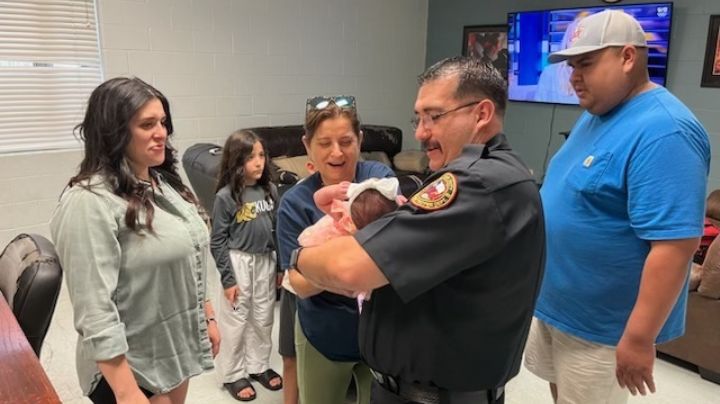 Héroes sin capa: paramédicos traen a este mundo a bebita en Laredo