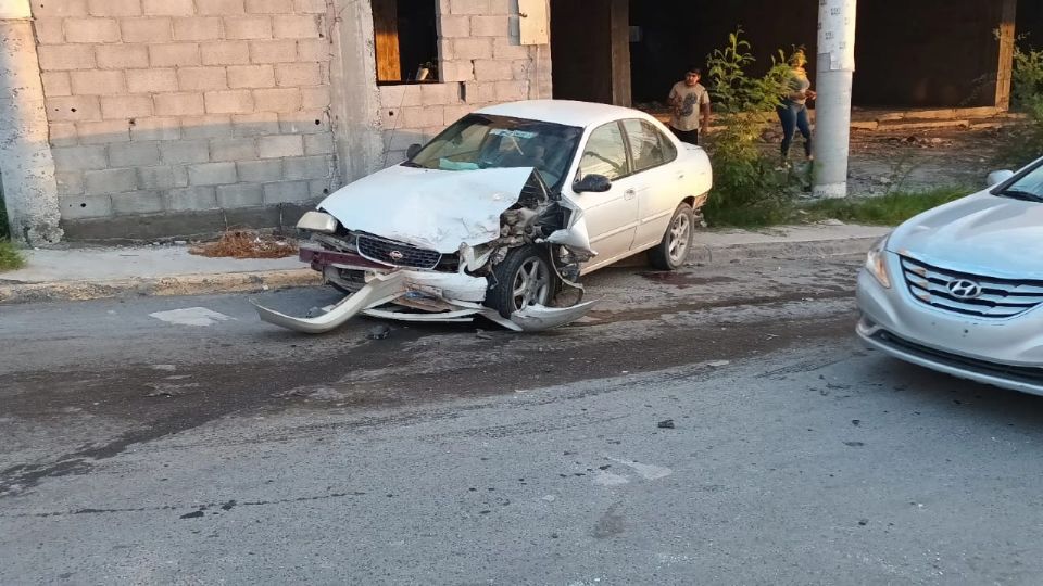 Resultado del percance, tres personas salen lesionadas