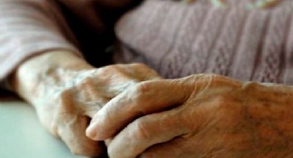 Abuelita muere por ataque de ansiedad mientras esperaba su comida