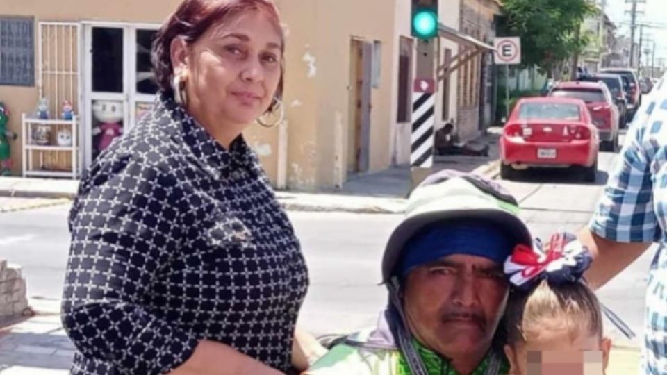 La pequeña visitó a su abuelo en su zona de trabajo.