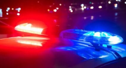 Hombre se atrinchera y amenaza con matar a su familia en Laredo; negociaron por horas con el agresor