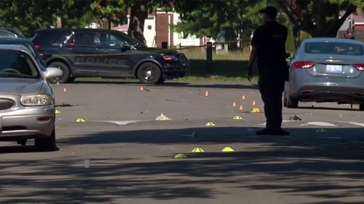 Dos muertos y 19 heridos en tiroteo masivo en Detroit
