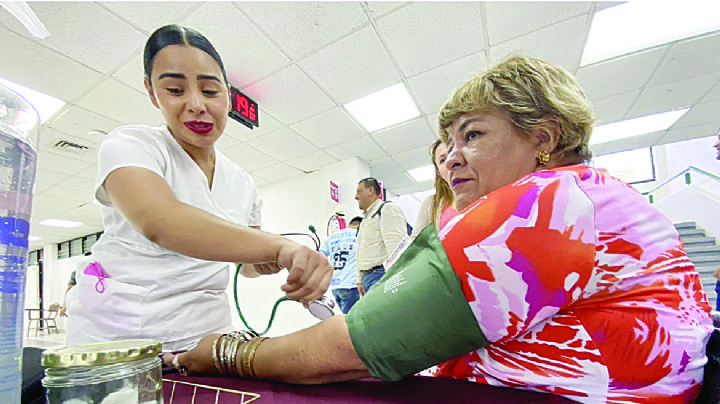 Hacen jornada médica entre alumnos de UT