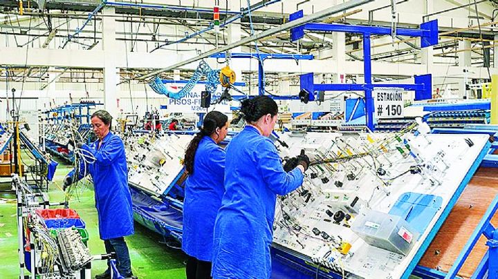 Mejora producción industrial por segundo mes consecutivo