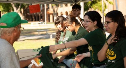 Maestros y personal del Laredo College dan 'calurosa bienvenida' a los nuevos estudiantes