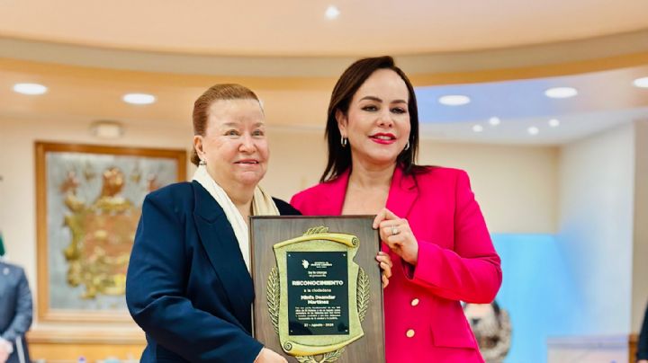 Reconoce gobierno de Nuevo Laredo a Doña Ninfa Deándar Martínez