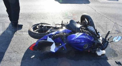 Motociclista sufre severo accidente en la Colonia Juárez, en Nuevo Laredo