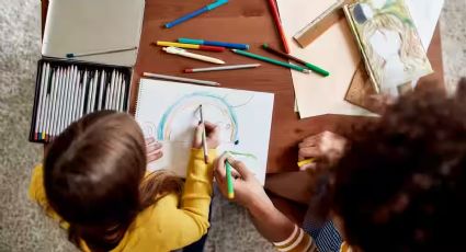 ¿Cuánto gana una niñera en Estados Unidos?; sorpréndete del salario de una 'babysitter'